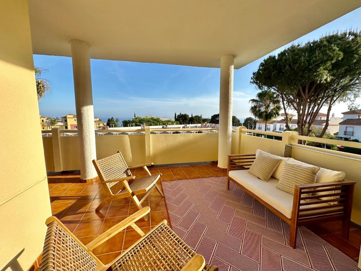 Seaview And Big Terrace Cabopino Apartment Marbella Exterior photo
