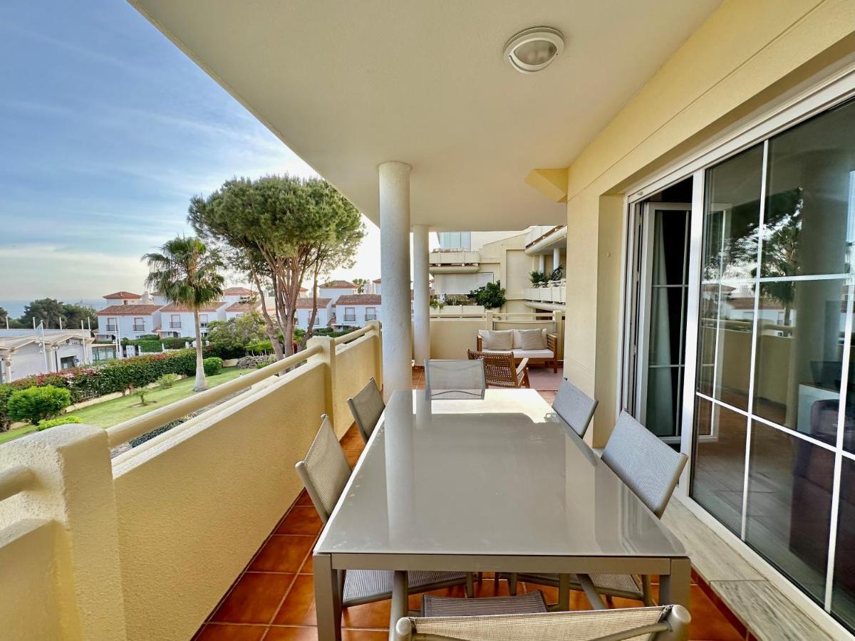 Seaview And Big Terrace Cabopino Apartment Marbella Exterior photo