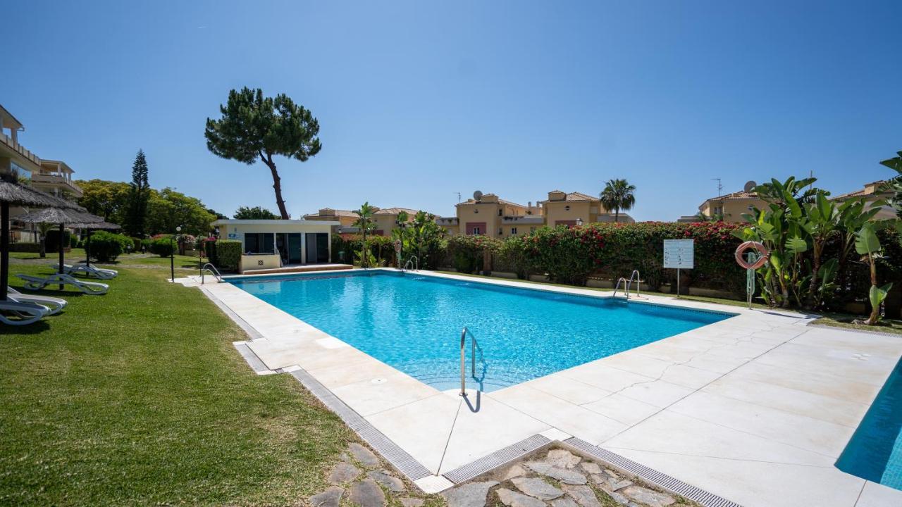 Seaview And Big Terrace Cabopino Apartment Marbella Exterior photo